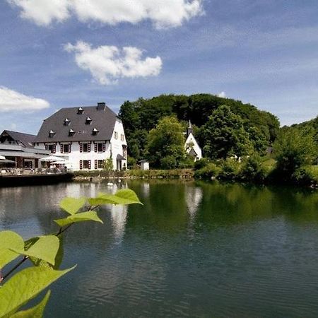 Malteser Komturei Hotel / Restaurant Bergisch Gladbach Kültér fotó